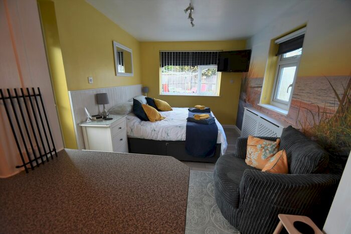 Studio To Rent In The Annexe, Fairlea Road, Emsworth, PO10