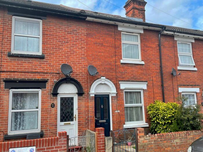 2 Bedroom Property To Rent In Lucas Road, Colchester, CO2