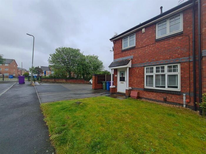 3 Bedroom Town House To Rent In Telary Close, Liverpool, L5