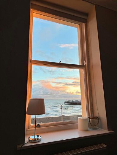 1 Bedroom Flat To Rent In Marine Parade, BN2