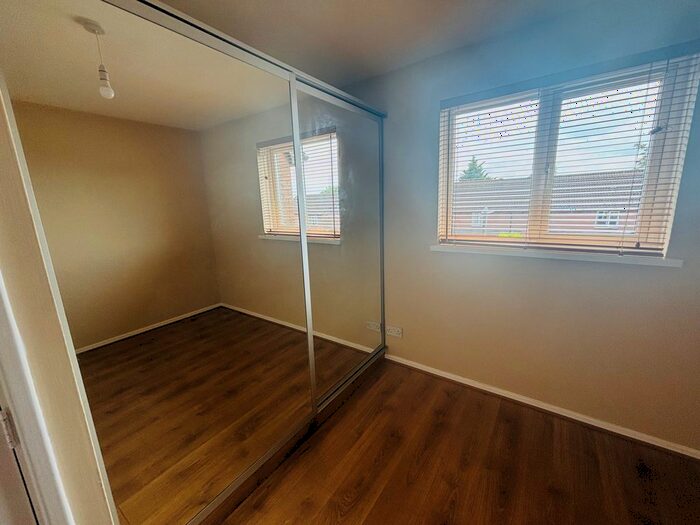 2 Bedroom Property To Rent In Arlington Road, Sully, Penarth, CF64