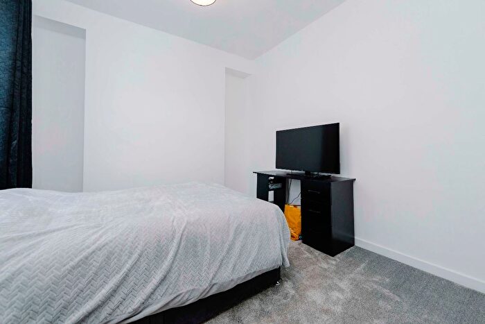 2 Bedroom Terraced House For Sale In Brynteg, Treharris, CF46