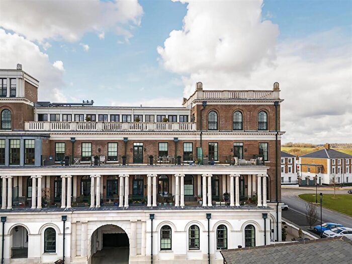 3 Bedroom Penthouse For Sale In Pavilion Green, Poundbury, Dorchester, DT1