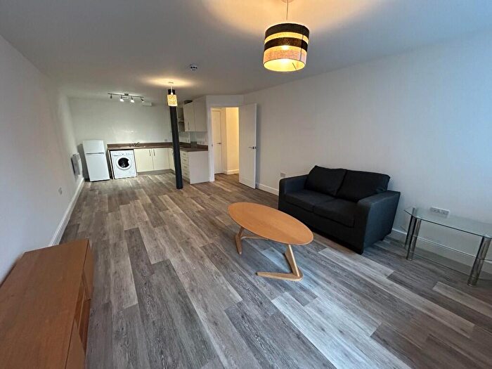1 Bedroom Apartment To Rent In Studio House, Mount Street, Nottingham, Nottinghamshire, NG7