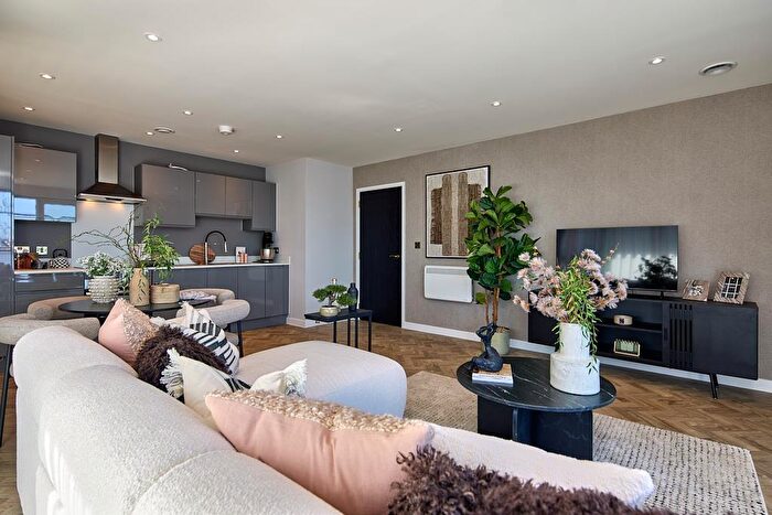 2 Bedroom Flat For Sale In Estella Heights, Henley Approach, Northfleet, DA11