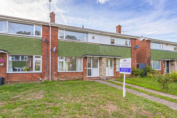 2 Bedroom Terraced House For Sale In Newbury Avenue, Maidstone, ME16