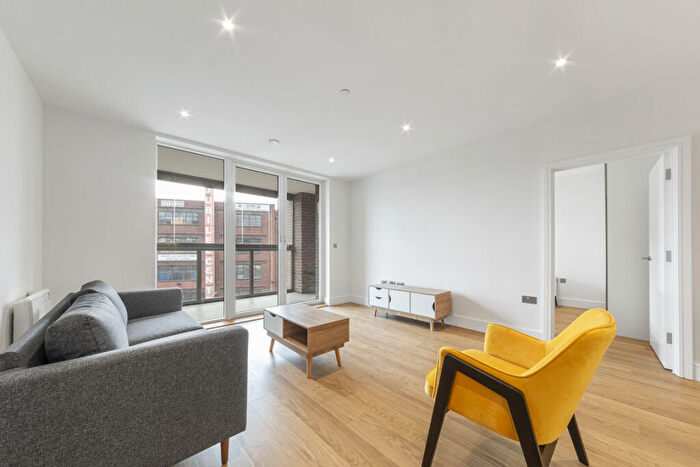 1 Bedroom Flat To Rent In Pershore Street, Birmingham, B5