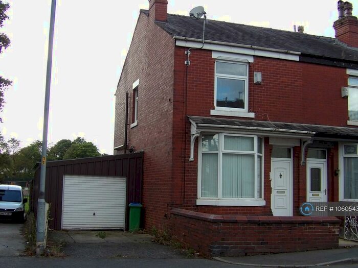 3 Bedroom End Of Terrace House To Rent In Middleton Road, Heywood, OL10