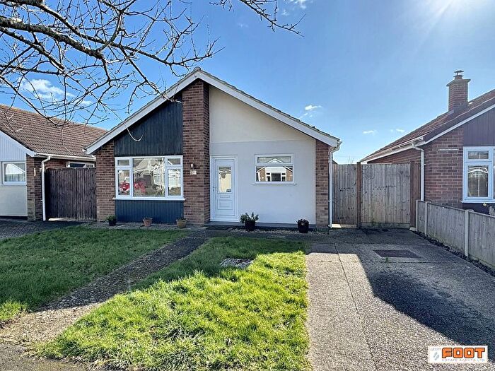2 Bedroom Detached Bungalow For Sale In Oakwood Road, Hayling Island., PO11