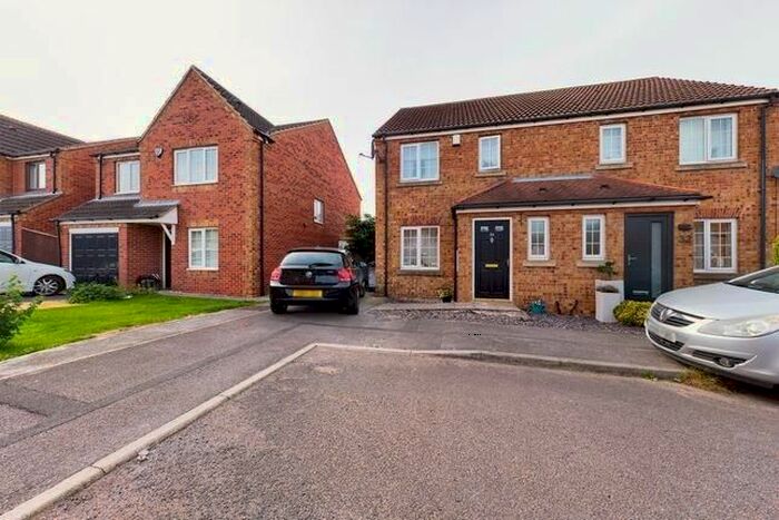 3 Bedroom Property To Rent In Tudor Court, Grimethorpe, Barnsley, S72