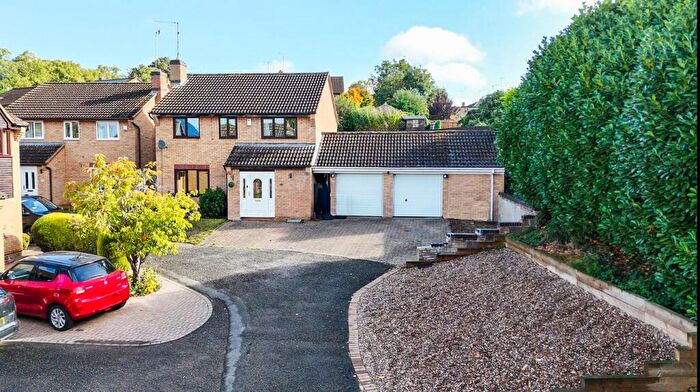 4 Bedroom Detached House For Sale In Kentstone Close, Northampton, West Northamptonshire, NN2