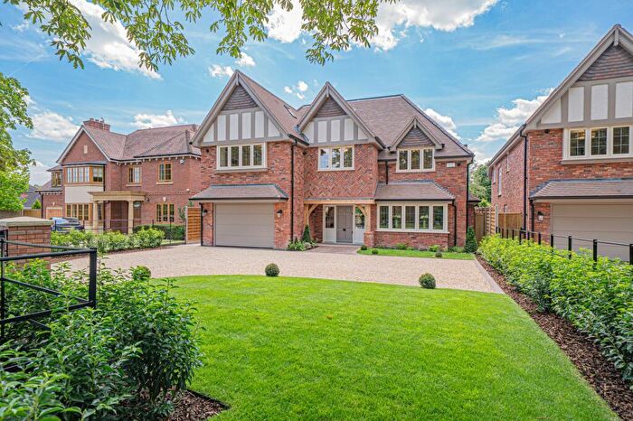 6 Bedroom Detached House For Sale In Blue Lake Road, Dorridge, B93
