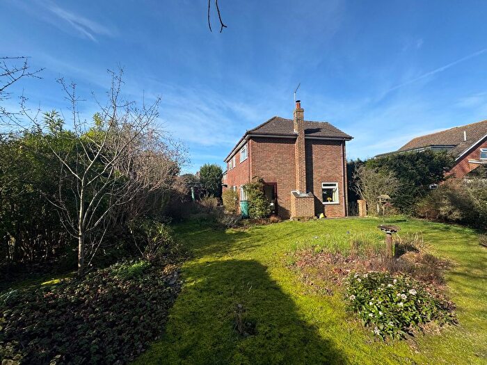 4 Bedroom Detached House For Sale In Staplehurst, Kent, TN12