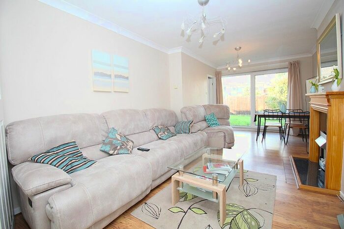 4 Bedroom Town House To Rent In Loweswater Drive, Loughborough, LE11