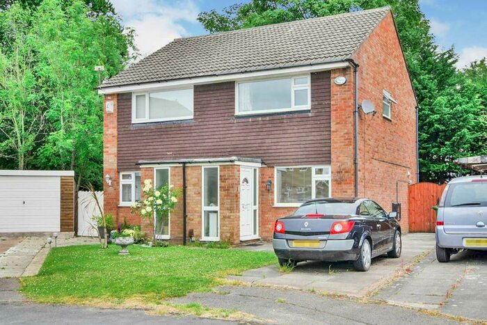 2 Bedroom Semi-Detached House To Rent In Westbury Avenue, Sale, Greater Manchester, M33