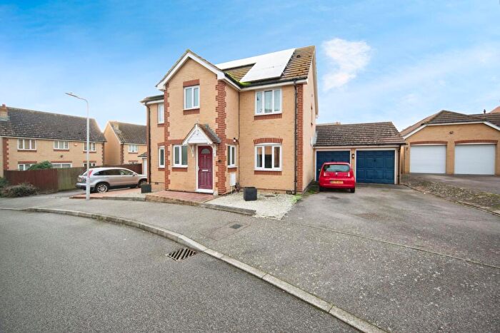 5 Bedroom Detached House For Sale In Saxon Shore, Sittingbourne, ME10