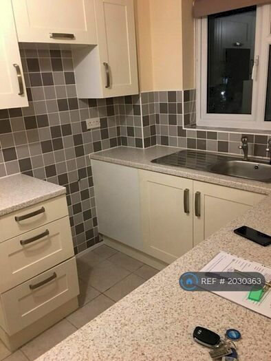 1 Bedroom Terraced House To Rent In Chilham Close, Chatham, ME4