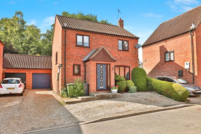 4 Bedroom Detached House For Sale In Spinney Close, Beetley, Dereham, NR20
