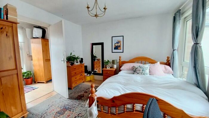 3 Bedroom Flat To Rent In Highbury Corner, Islington, N5