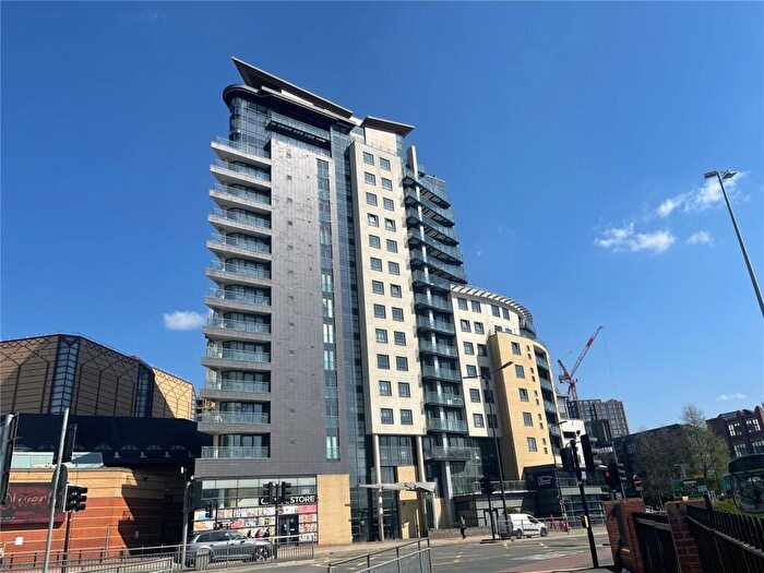 2 Bedroom Apartment To Rent In Skyline, St Peters Street, Leeds, LS9
