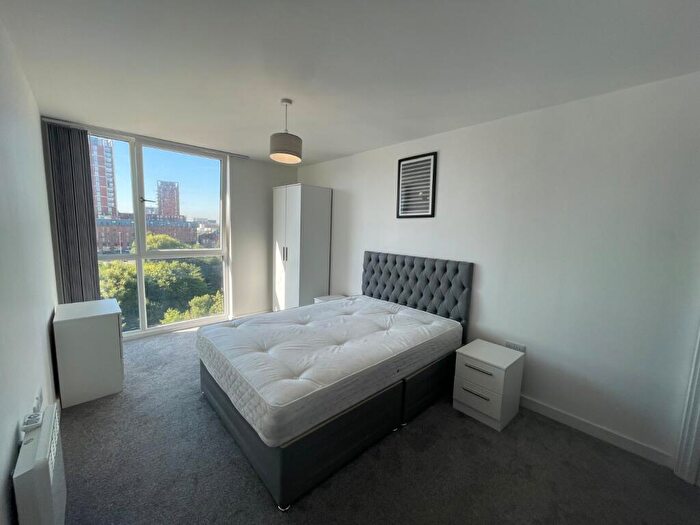 2 Bedroom Flat To Rent In Adelphi Wharf, Adelphi Street, Salford, Greater Manchester, M3