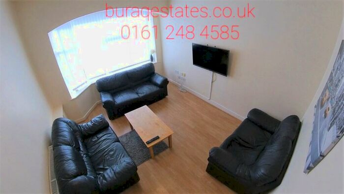 7 Bedroom Terraced House To Rent In Longford Place, En-suite Bed Manchester, M14