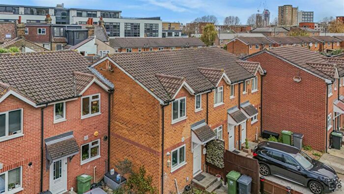 2 Bedroom House To Rent In John Silkin Lane, Canada Water, SE16