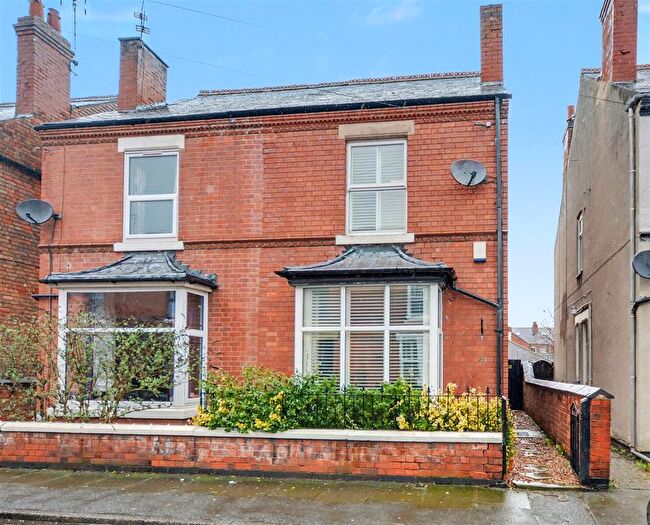 3 Bedroom Semi Detached House For Sale In York Road, Long Eaton, NG10