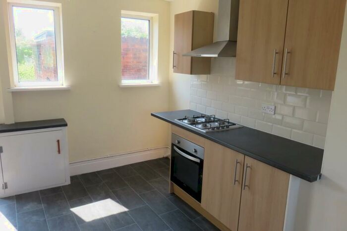 3 Bedroom Terraced House To Rent In Cromwell Street, Rotherham, S63