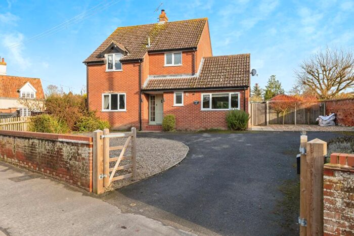3 Bedroom Detached House For Sale In Banham Road, Kenninghall, Norwich, Norfolk, NR16