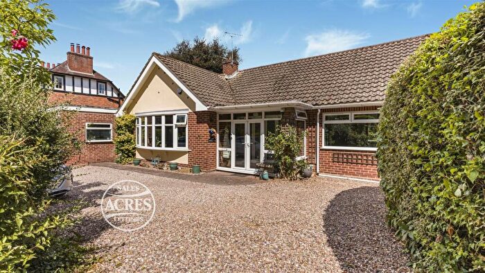 3 Bedroom Detached Bungalow For Sale In Streetly Lane, Four Oaks, Sutton Coldfield, B74