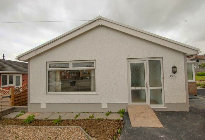 3 Bedroom Bungalow To Rent In Delffordd, Rhos, Pontardawe, Swansea, SA8