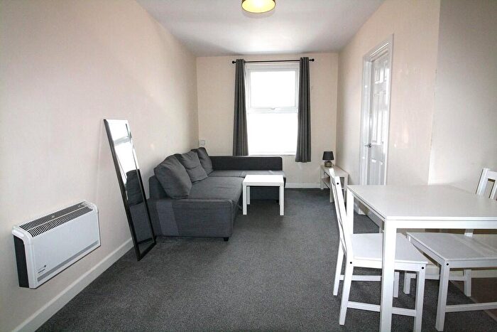 1 Bedroom Flat To Rent In Edward Street, Darfield, Barnsley, S73