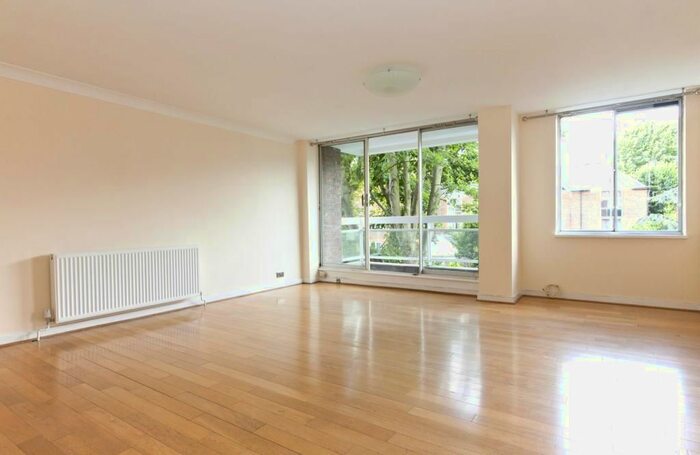 2 Bedroom Flat To Rent In Hornsey Lane, Highgate, London, N6