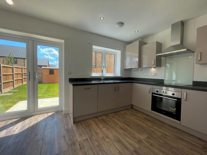 4 Bedroom End Of Terrace House To Rent In The Boulevard, Huntingdon, Cambridgeshire, PE28