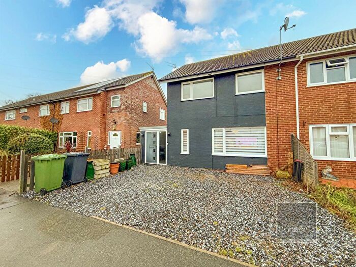 3 Bedroom Semi-detached House For Sale In St. Benets Road, Stalham, NR12