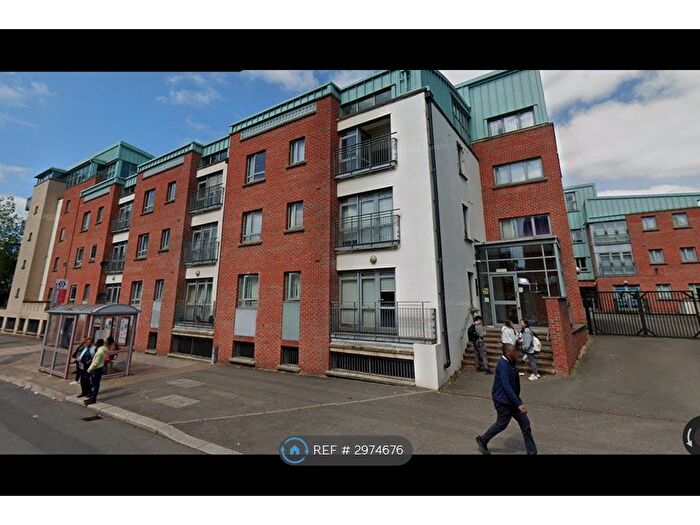 2 Bedroom Flat To Rent In Beauchamp House, Coventry, CV1