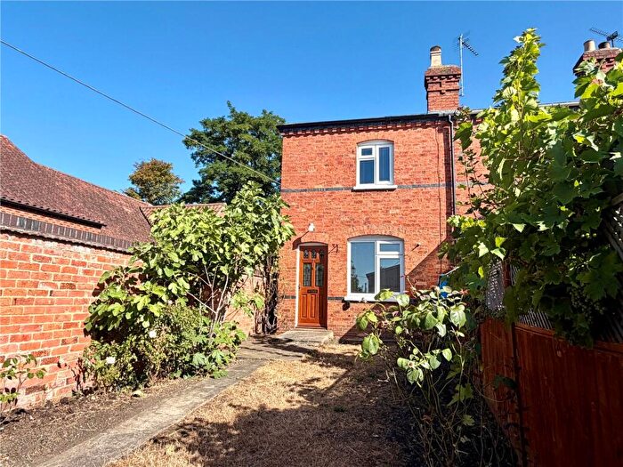 2 Bedroom End Of Terrace House To Rent In Westgate, Sleaford, Lincolnshire, NG34