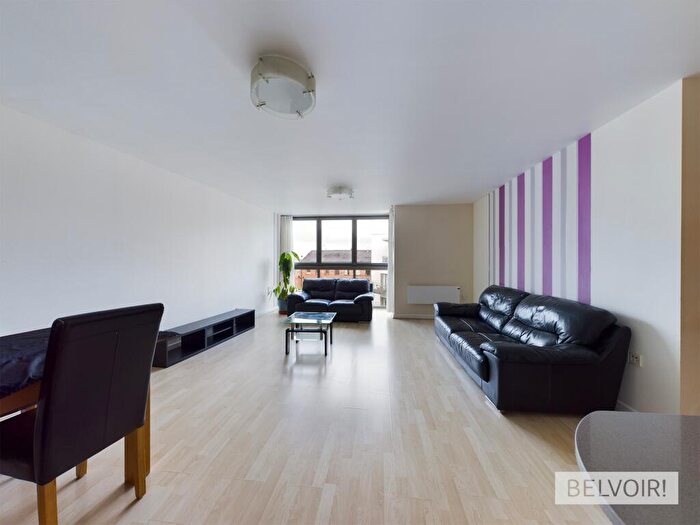 2 Bedroom Flat To Rent In Liberty Place, - Sheepcote Street, Birmingham, B16