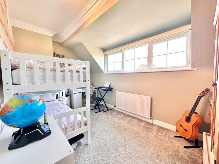 3 Bedroom Terraced House For Sale In Conway Road, Sale, Greater Manchester, M33
