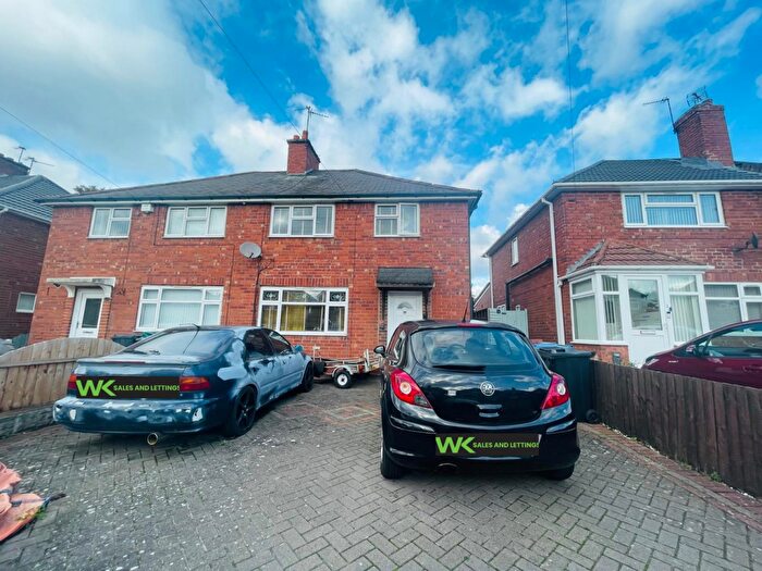 3 Bedroom Semi Detached House For Sale In Glastonbury Road, West Bromwich, B71
