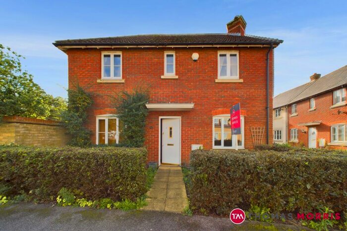 4 Bedroom Link Detached House To Rent In Stocker Way, Eynesbury, St Neots, Cambs, PE19