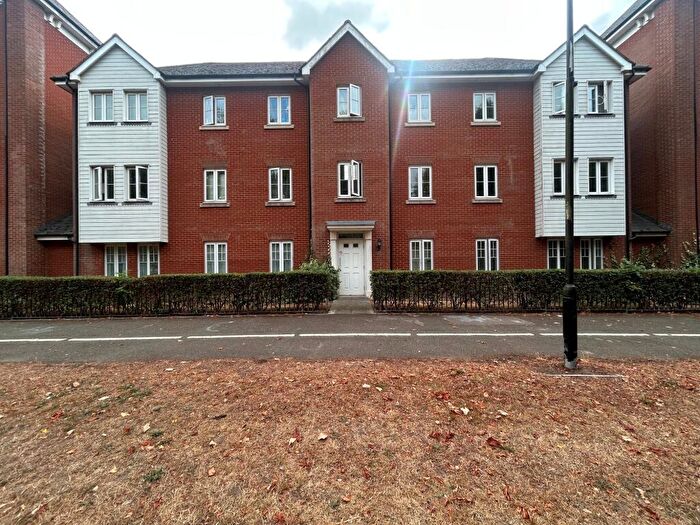 2 Bedroom Flat For Sale In Vitoria Mews, Colchester, CO2
