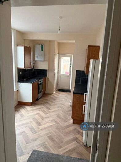 5 Bedroom Terraced House To Rent In Lorne Street, Reading, RG1