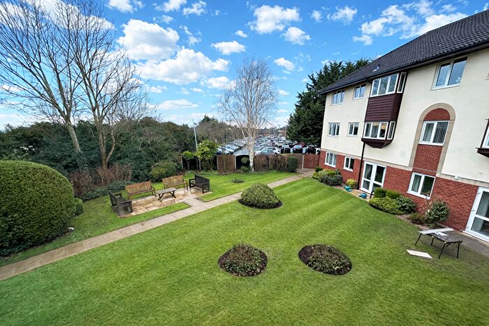 1 Bedroom Apartment For Sale In Sharoe Bay Court, Sharoe Green Lane, Fulwood, PR2