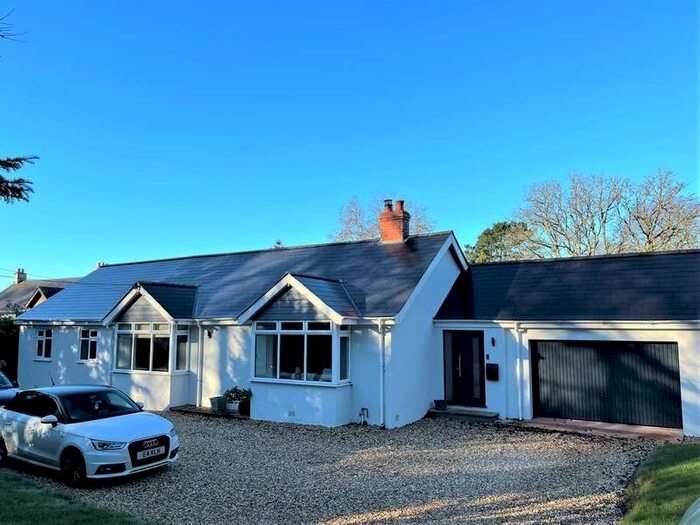 5 Bedroom Detached Bungalow To Rent In Higher Marley Road, Exmouth, EX8