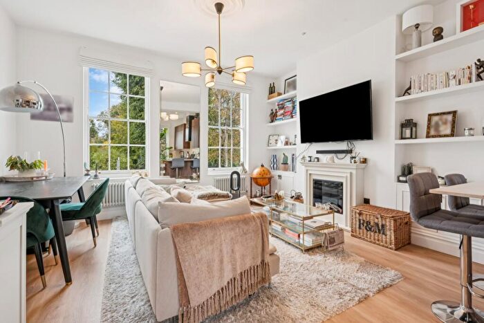 3 Bedroom Apartment To Rent In Matilda Street, London, N1