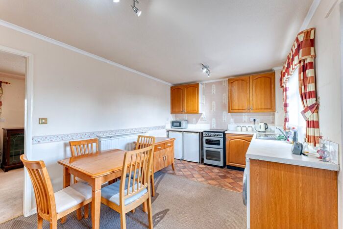 2 Bedroom End Terrace House For Sale In Bishopdale, Worksop, S81