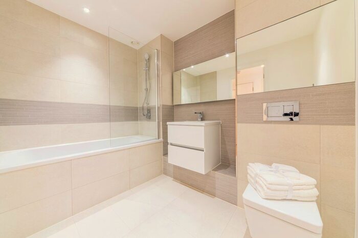 1 Bedroom Flat To Rent In Endeavour House, Marine Wharf, London, SE16