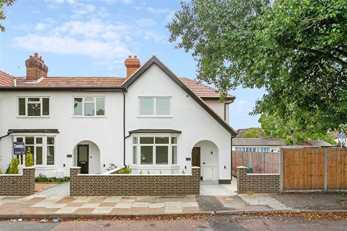 4 Bedroom Semi-Detached House To Rent In Thompson Avenue, Kew, Richmond, TW9